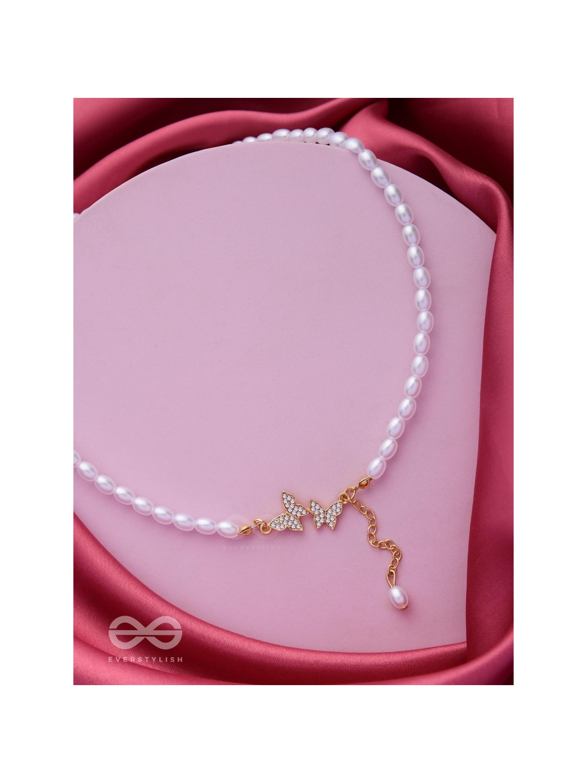 TWO TINY AVIATORS - GOLDEN PEARL NECKPIECE