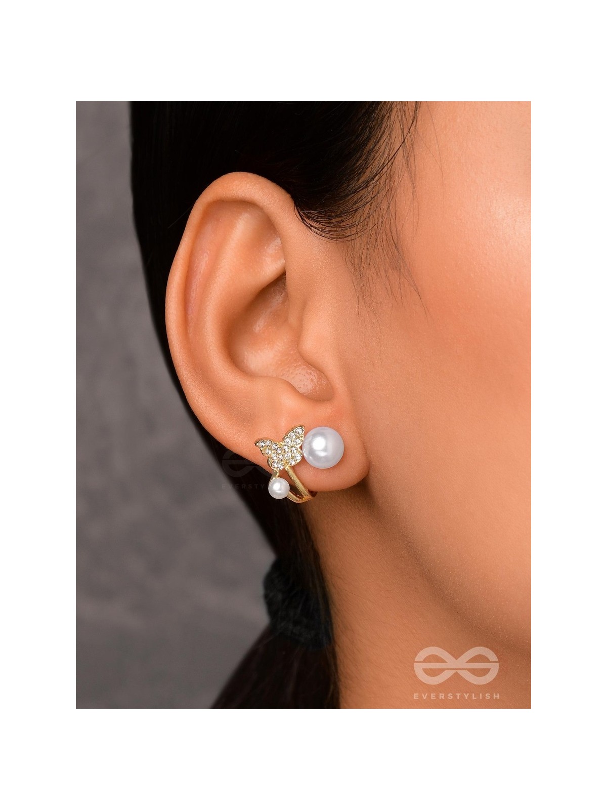 BLOOM-TASTIC BUTTERFLIES - GOLDEN PEARL STUDS