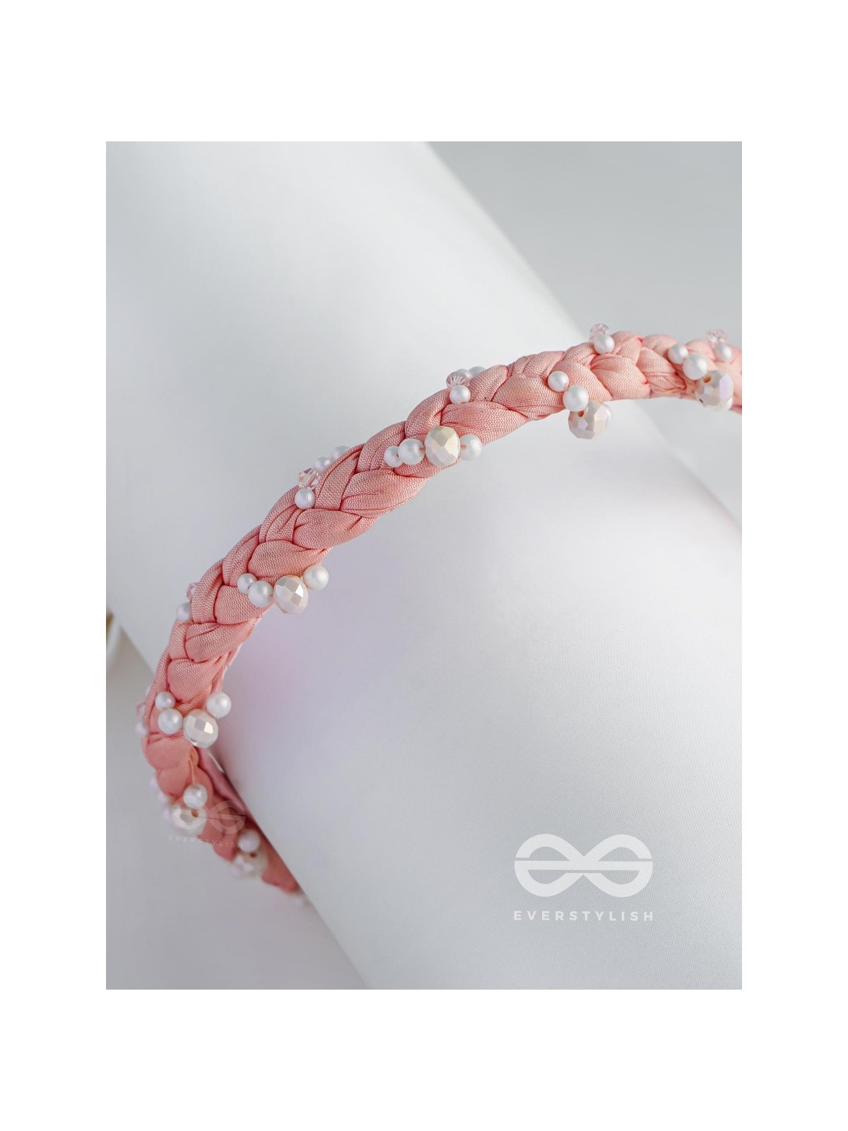 IPSIT - ONE'S DESIRE - PEARL AND FABRIC EMBROIDERED HAIRBAND