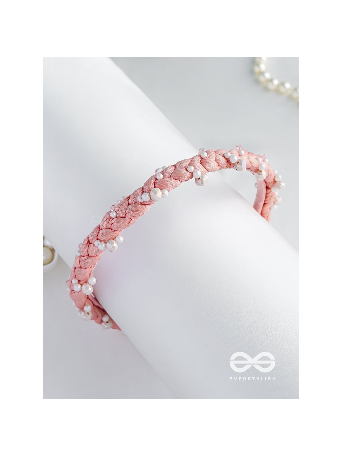 IPSIT - ONE'S DESIRE - PEARL AND FABRIC EMBROIDERED HAIRBAND