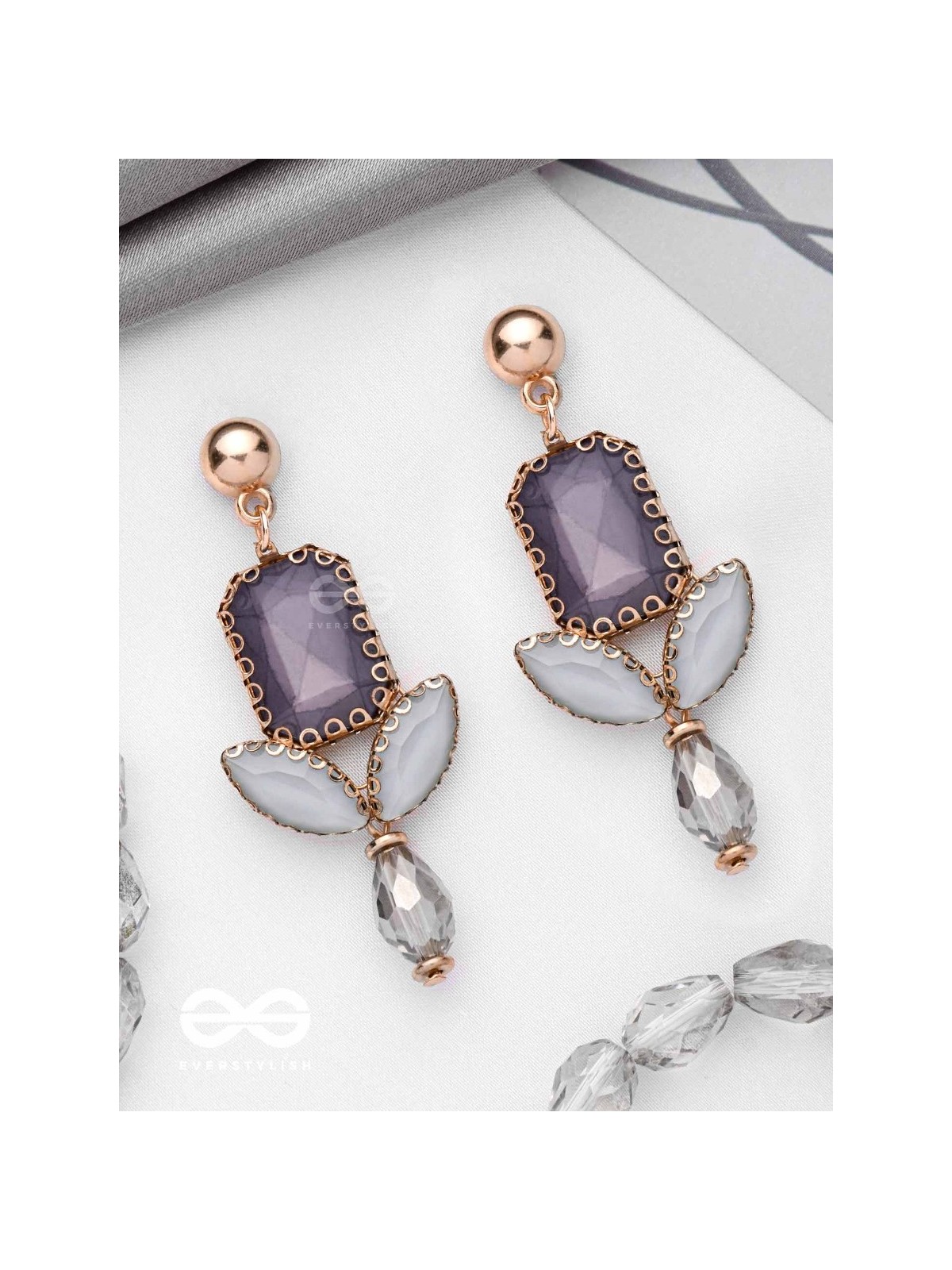 THE WHISPERED SKIES- STATEMENT DROP EARRINGS