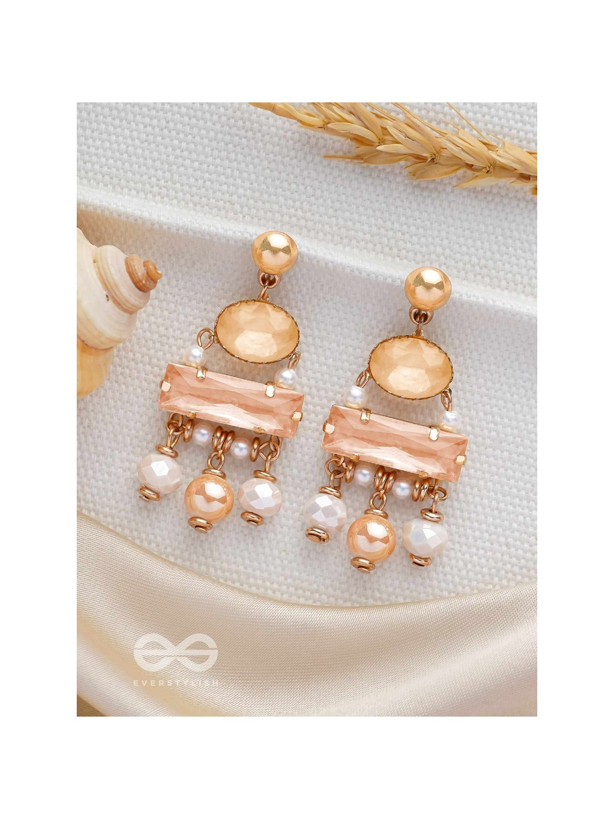 THE CARAMEL DAZZLERS - STATEMENT DROP EARRINGS