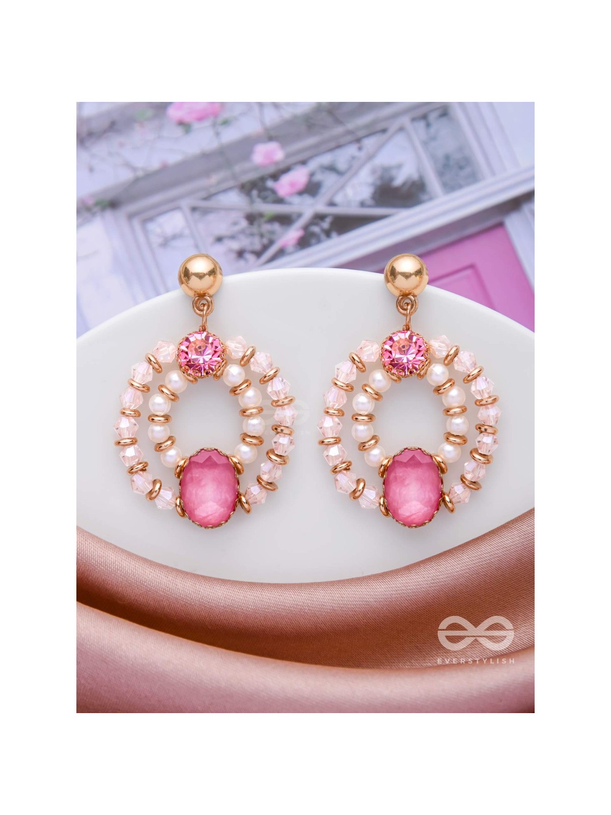 THE MISTY ROSE - ELEGANT DROP EARRINGS
