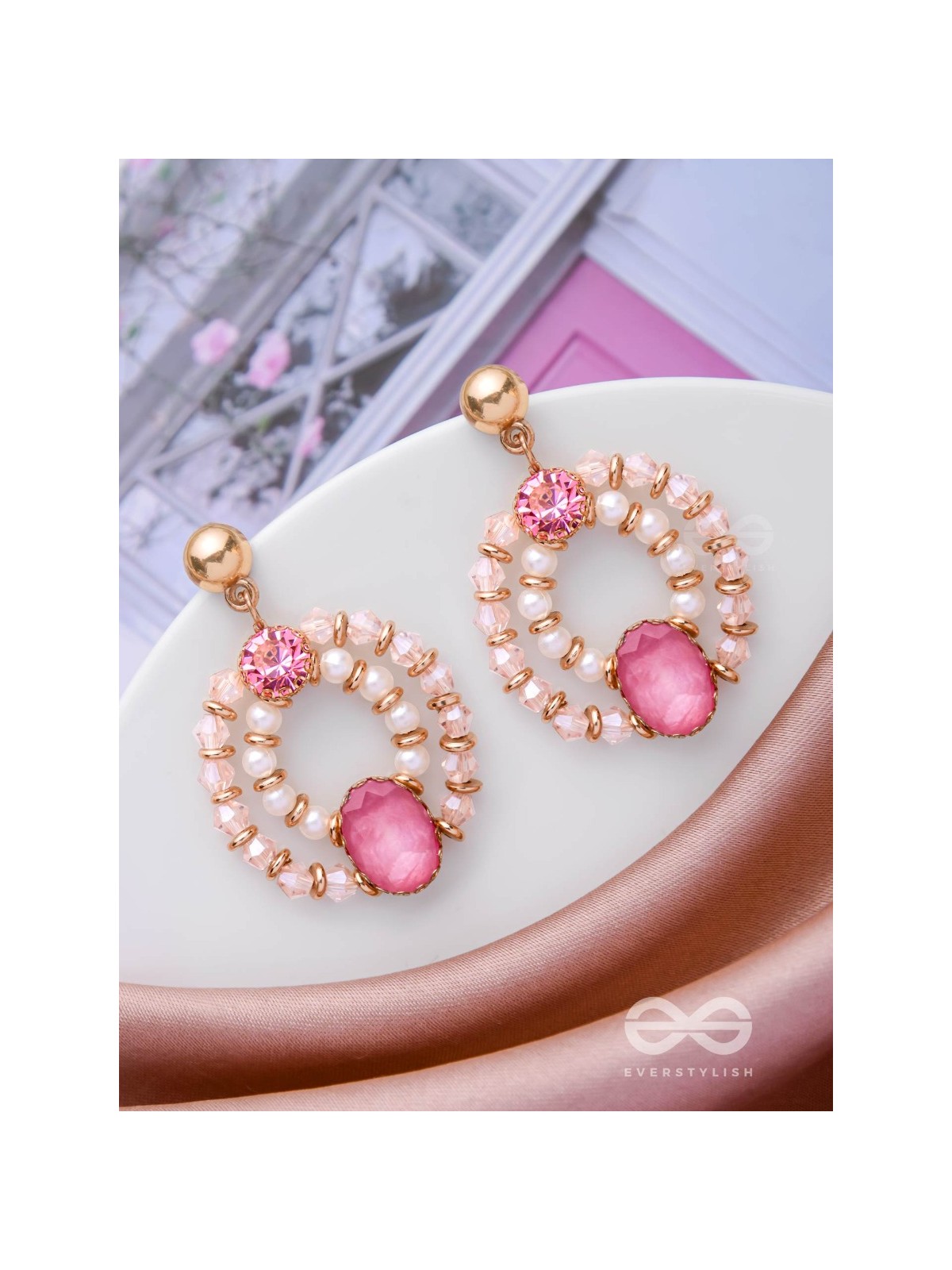 THE MISTY ROSE - ELEGANT DROP EARRINGS