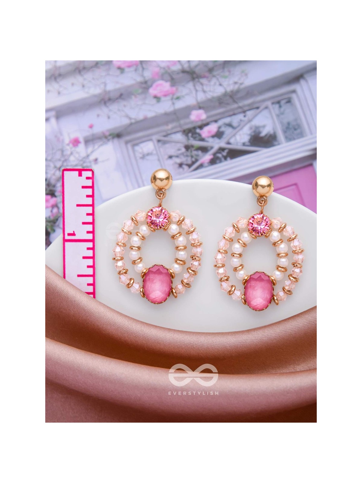 THE MISTY ROSE - ELEGANT DROP EARRINGS