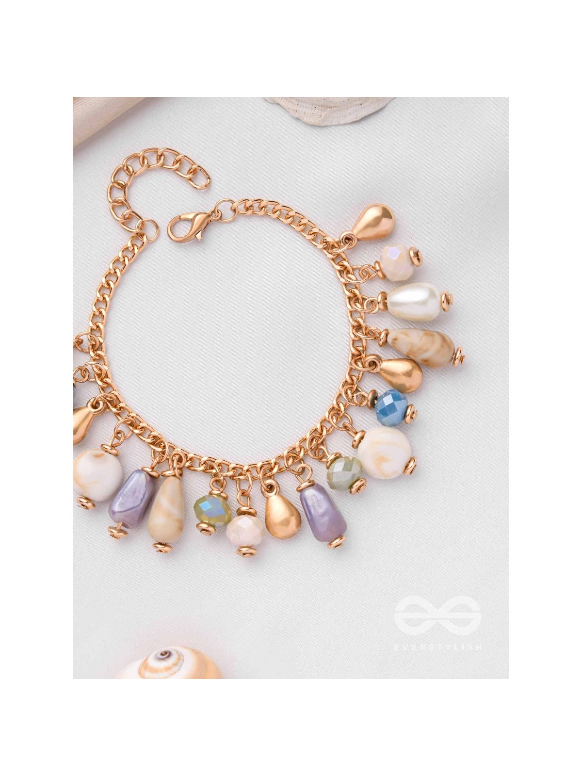 THE CRYSTALLINE SHORE - CASUAL BEADED BRACELET