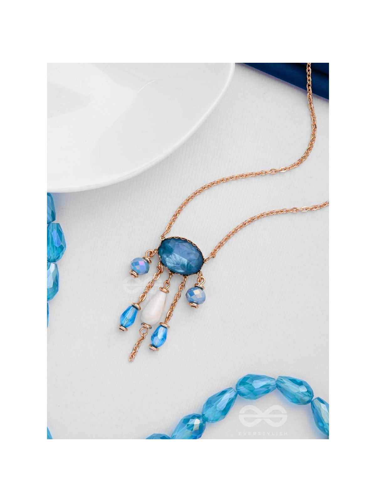 Sky Line Coast - Blue Casual Neckpiece With Anti-Tarnish Coating 