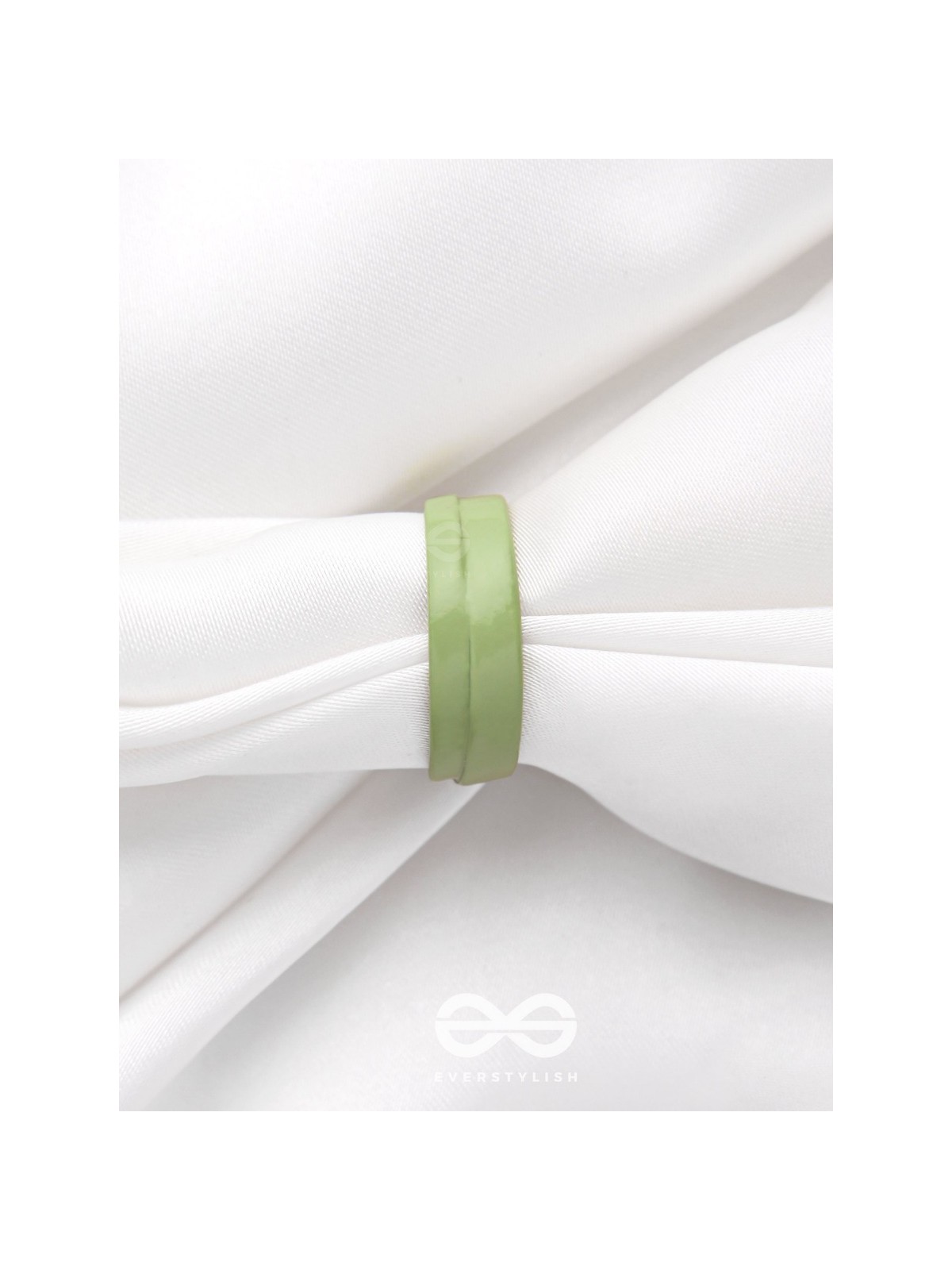 MY MINTY LUSH - ADJUSTABLE ACRYLIC RING