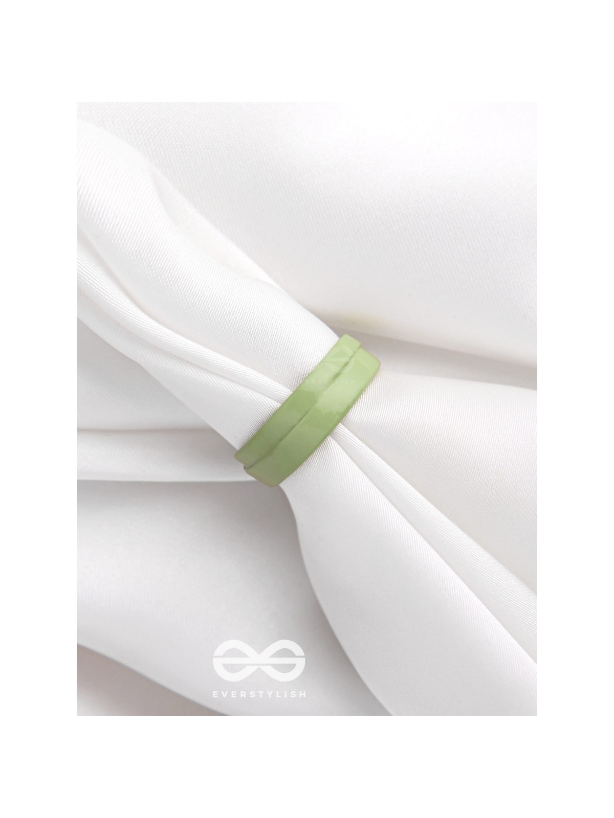 MY MINTY LUSH - ADJUSTABLE ACRYLIC RING