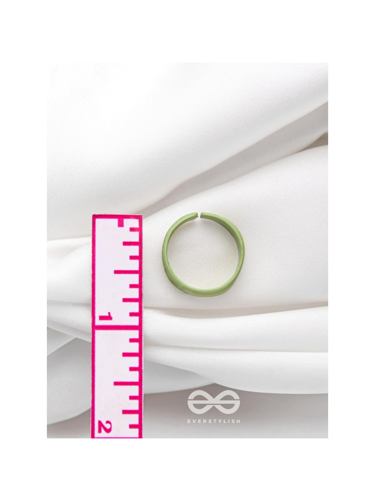 MY MINTY LUSH - ADJUSTABLE ACRYLIC RING