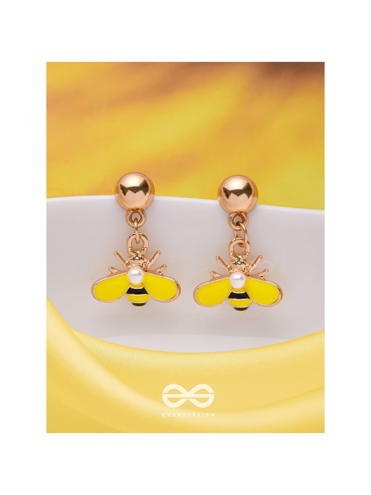 THE BUZZIN BEE - CUTE DROP EARRINGS