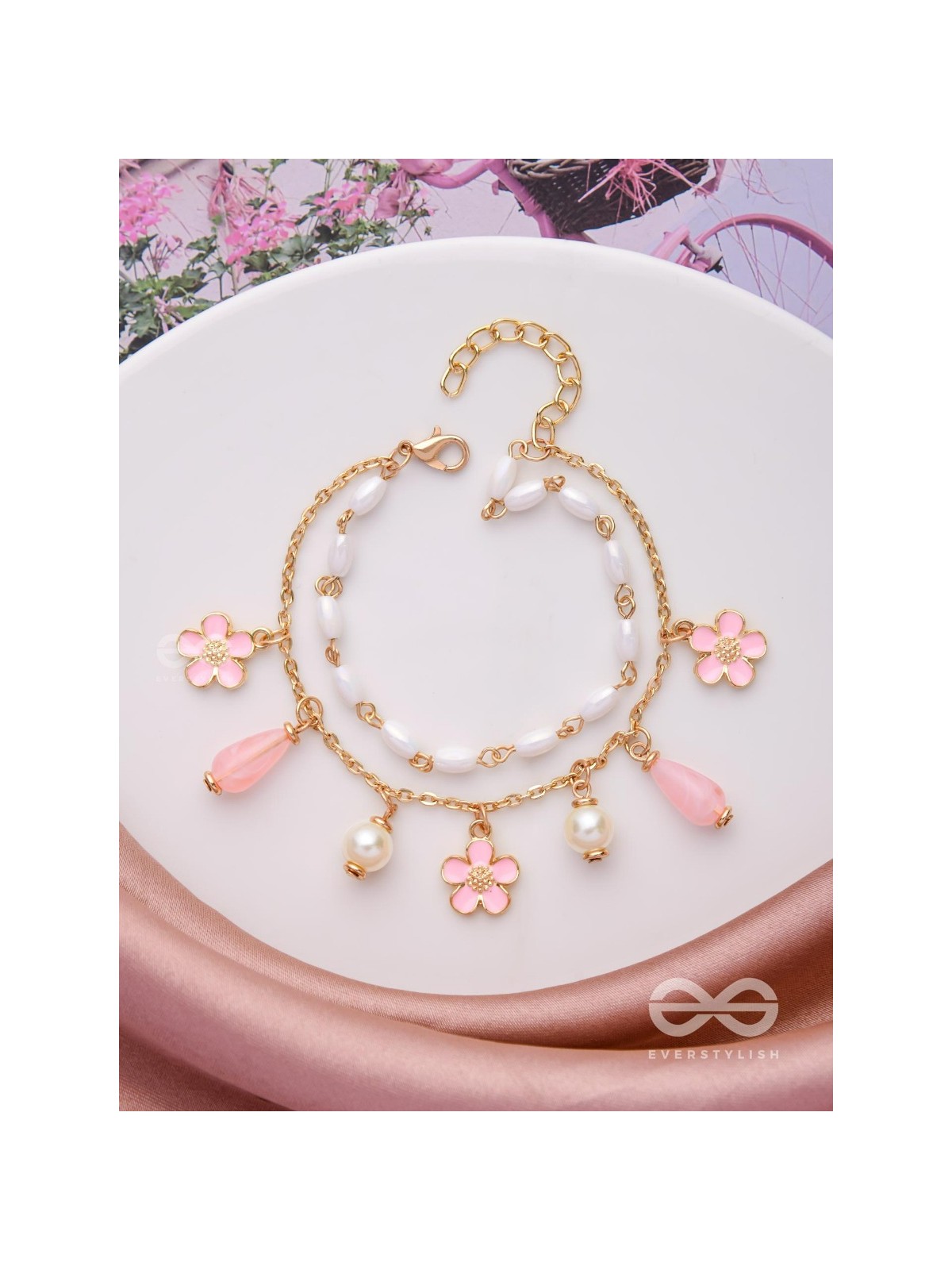 THE FLOWERING PARADISE - CASUAL MULTILAYERED BRACELET