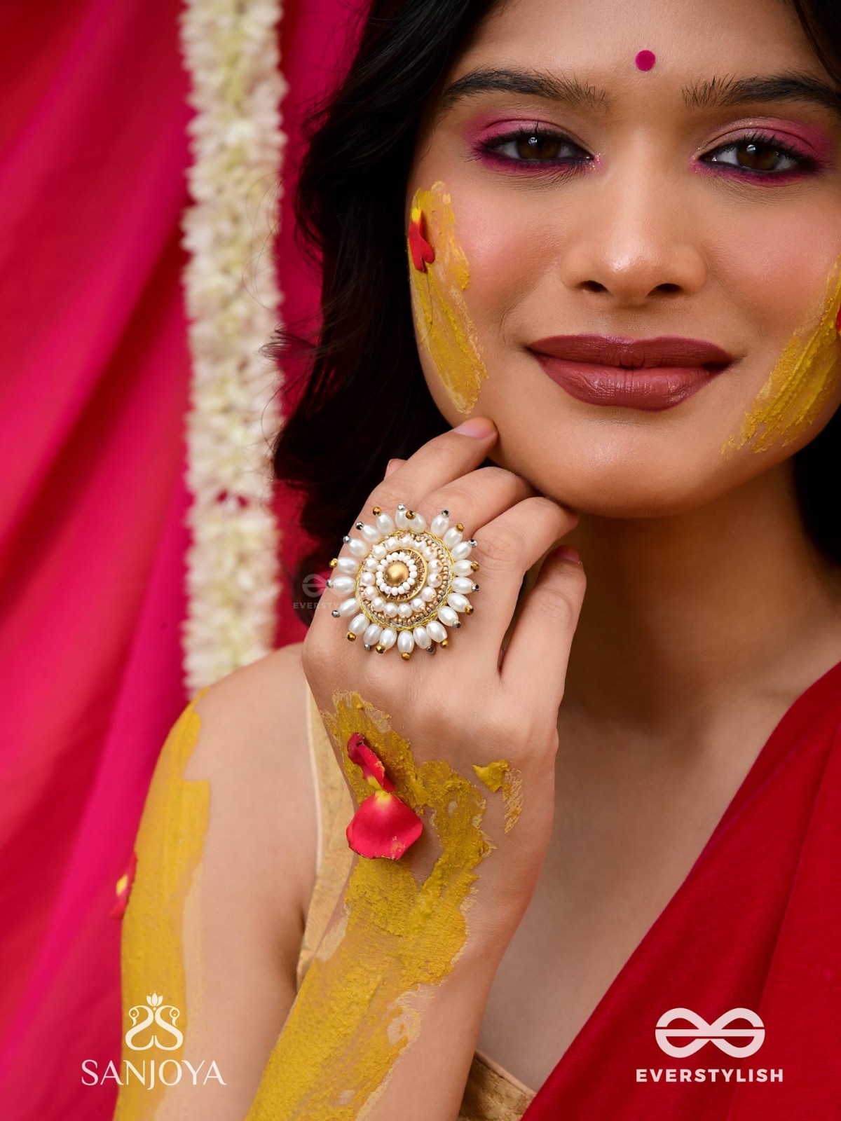 MOTISHOBHINI - THE PEARL RADIANCE - PEARLS AND BEADS EMBROIDERED RING (WHITE & GOLDEN)