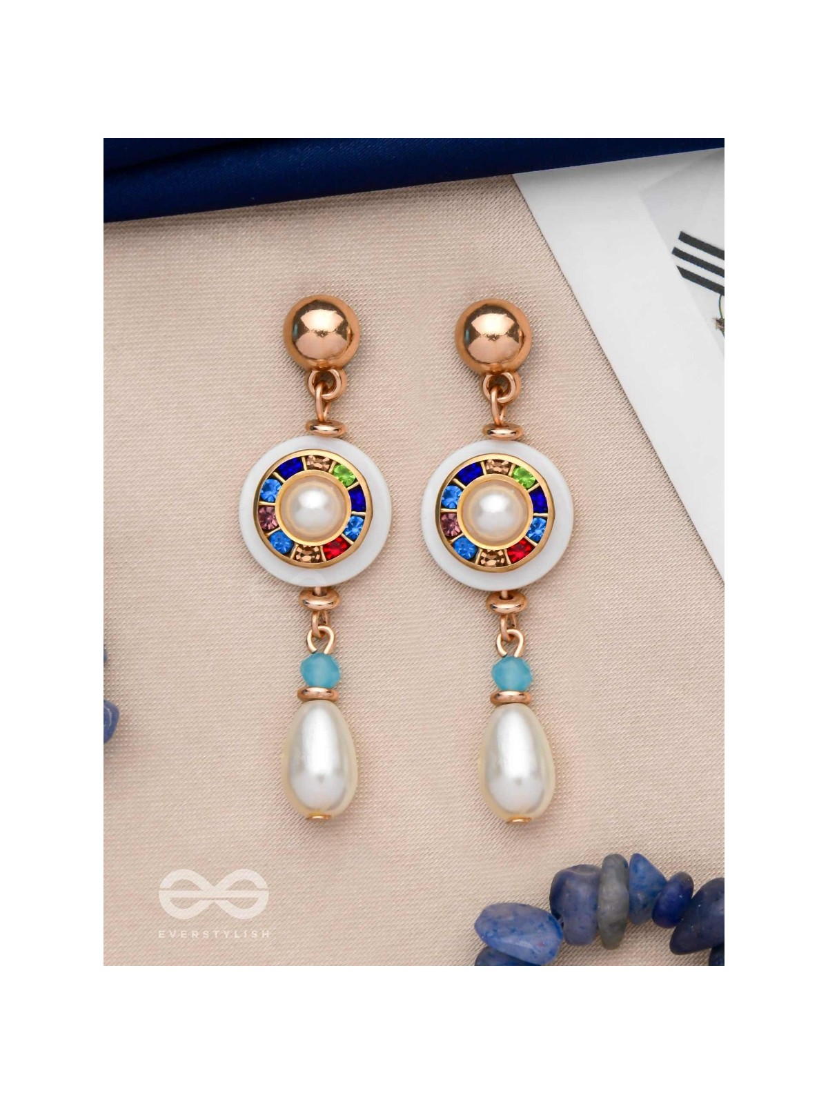 DAZZLING CELESTIAL SPIN - GOLDEN DROP EARRINGS