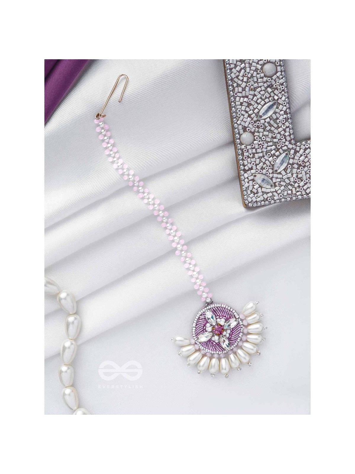 MUKHASHRI - FILLED WITH BEAUTY - STONES, CUTDANA AND BEADS EMBROIDERED MAANGTIKA