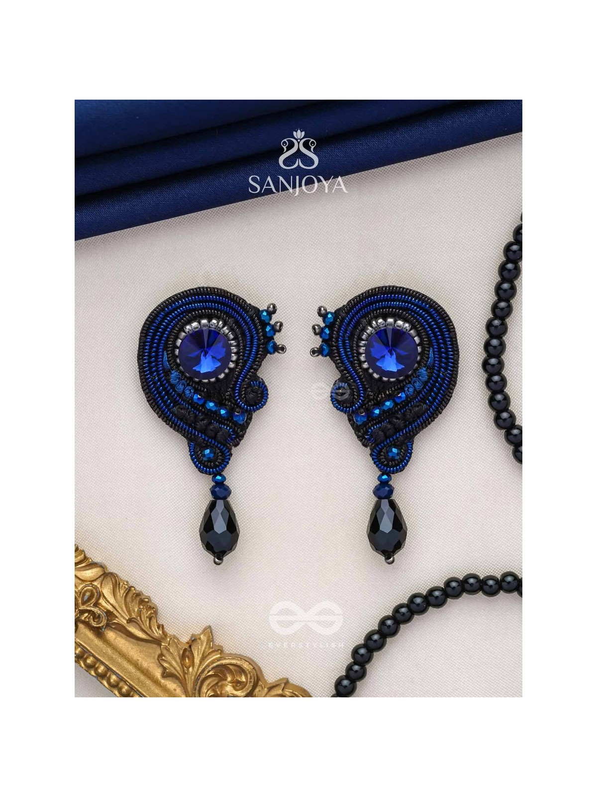 ULLAMBHA - THE GRACEFUL CASCADE - BEADS, STONE AND GLASS DROP EMBROIDERED EARRINGS