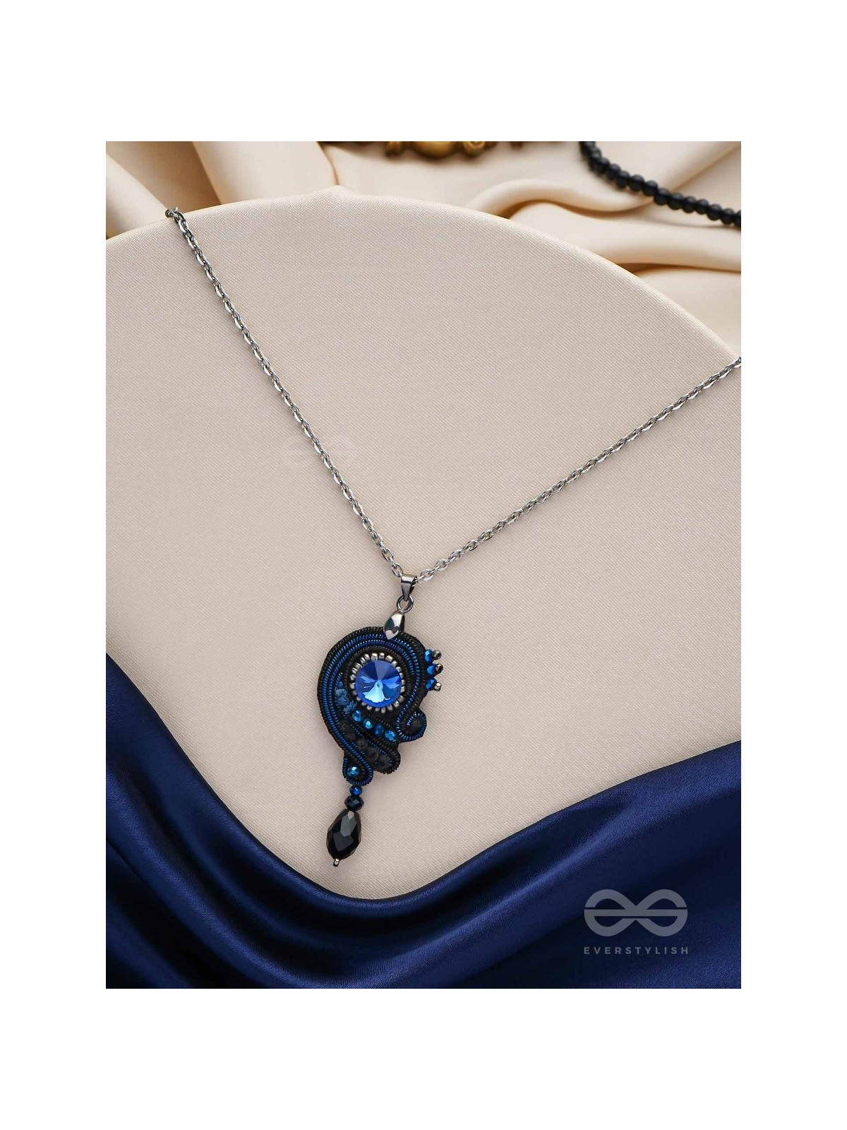 AALINDI - BLISS OF PEACE -BEADS AND SEQUINS EMBROIDERED NECKPIECE