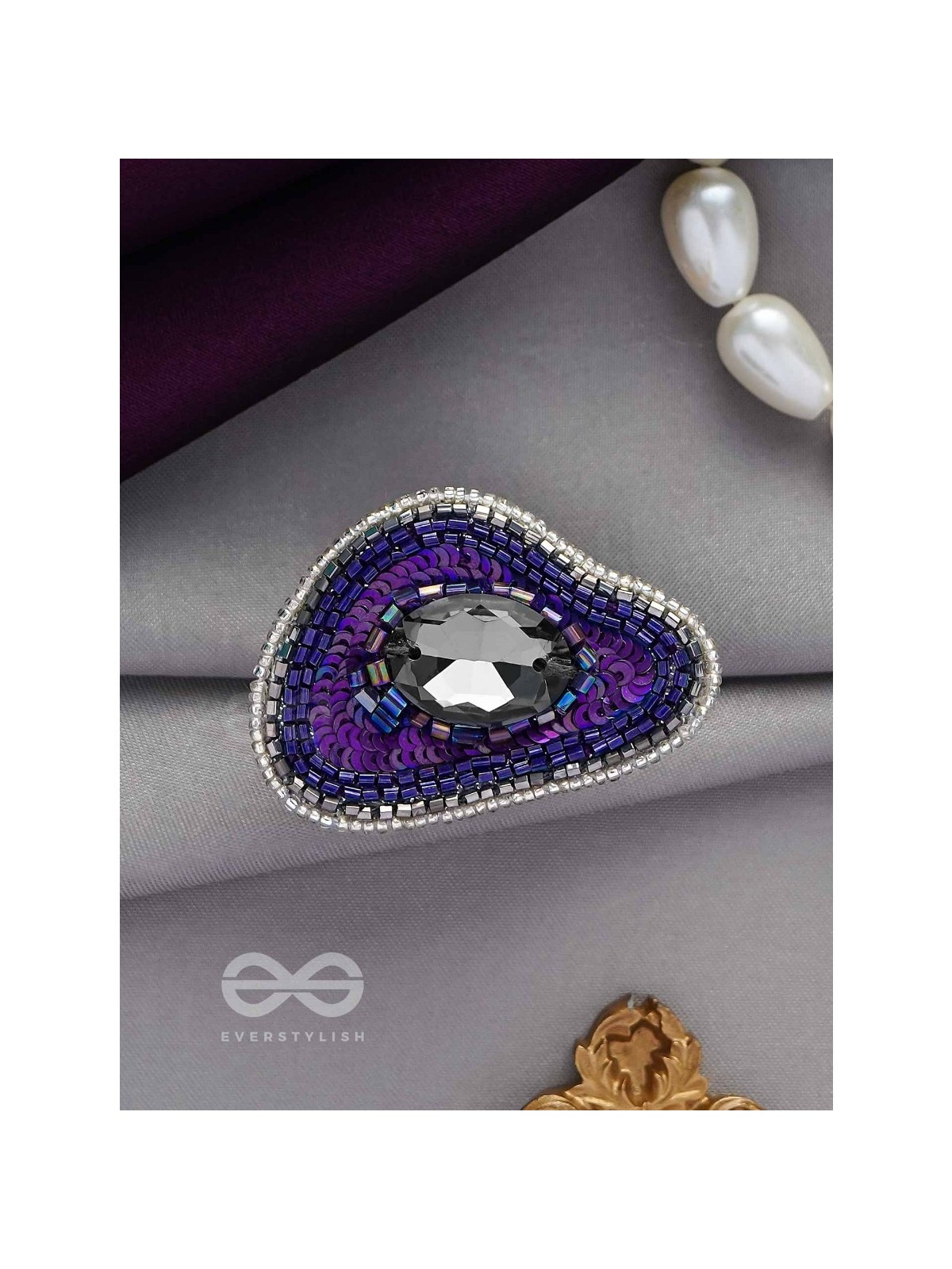 ANAVRITI - THE UNFURLING ELEGANCE - STONE, SEQUINS AND BEADS EMBROIDERED RING (PURPLE)