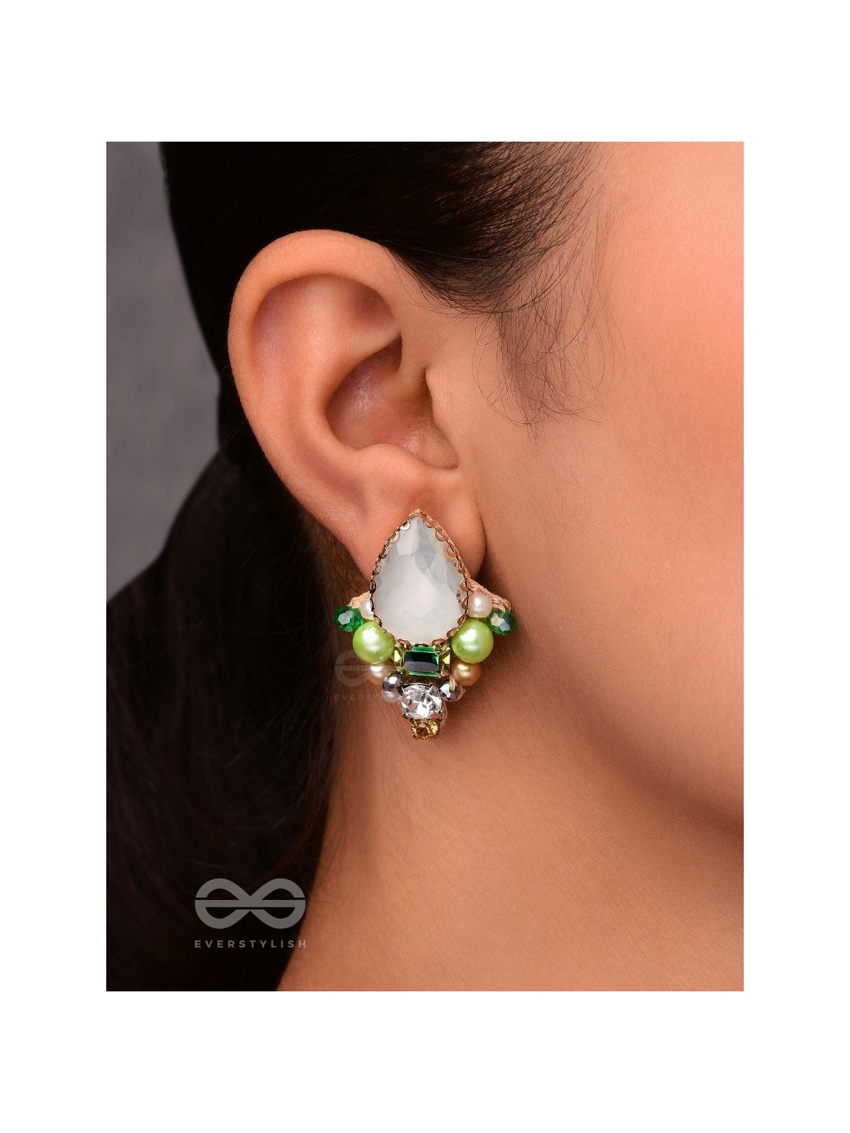 AVADANI - SOFT SILVER HUSH - STONES, BEADS AND PEARLS EMBROIDERED EARRINGS