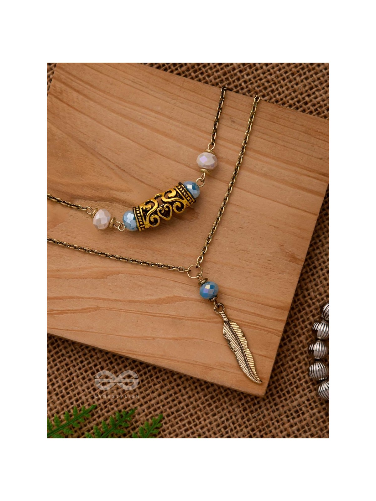 THE ANCIENT TREASURES - CASUAL MULTILAYERED NECKPIECE