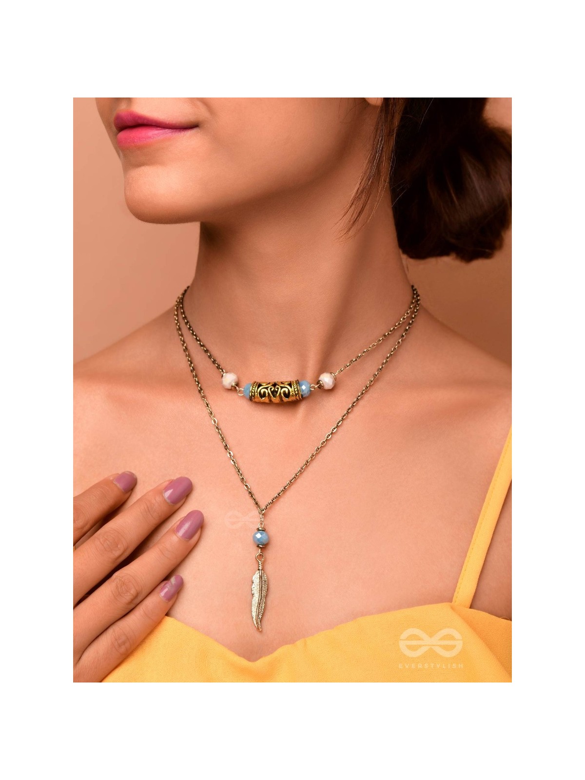 THE ANCIENT TREASURES - CASUAL MULTILAYERED NECKPIECE