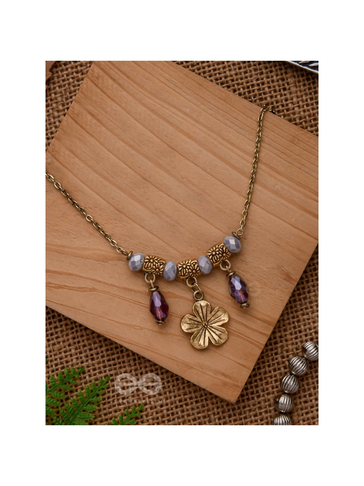 THE  GARDEN GRACE - CASUAL & ELEGANT NECKPIECE