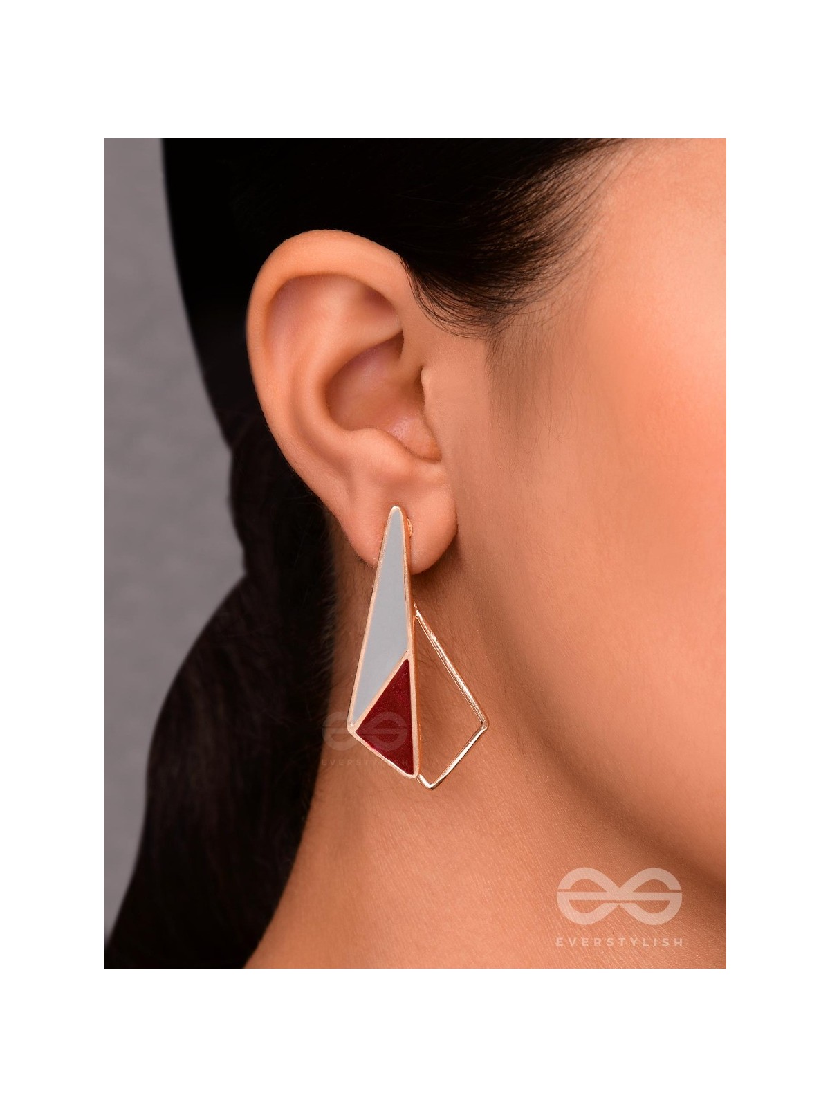 SLEEK SCARLET SHADOWS - CASUAL ENAMELED EARRINGS