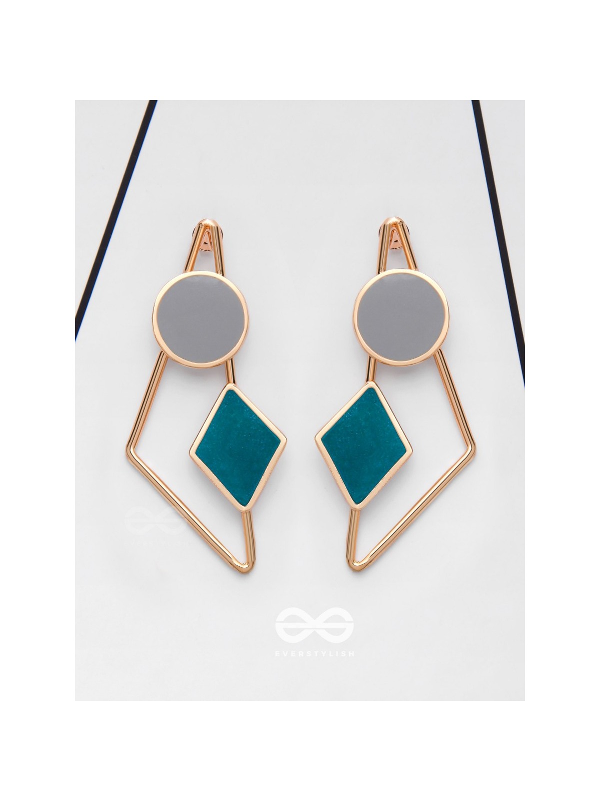 THE ELEGANT APEX - GOLDEN ENAMELED EARRINGS
