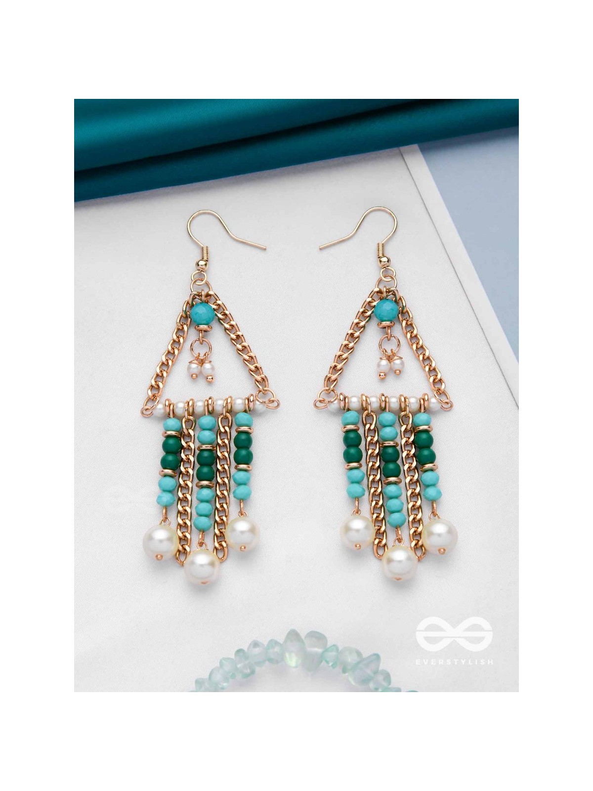 THE DRIZZLE DAZZLE - CASUAL DROP EARRINGS