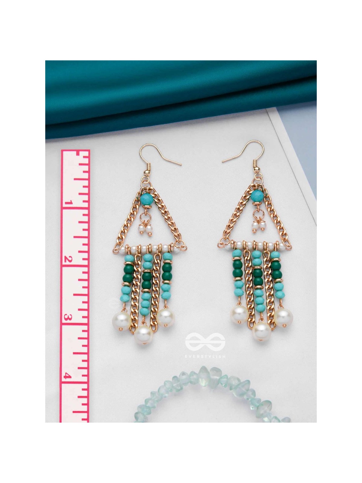 THE DRIZZLE DAZZLE - CASUAL DROP EARRINGS