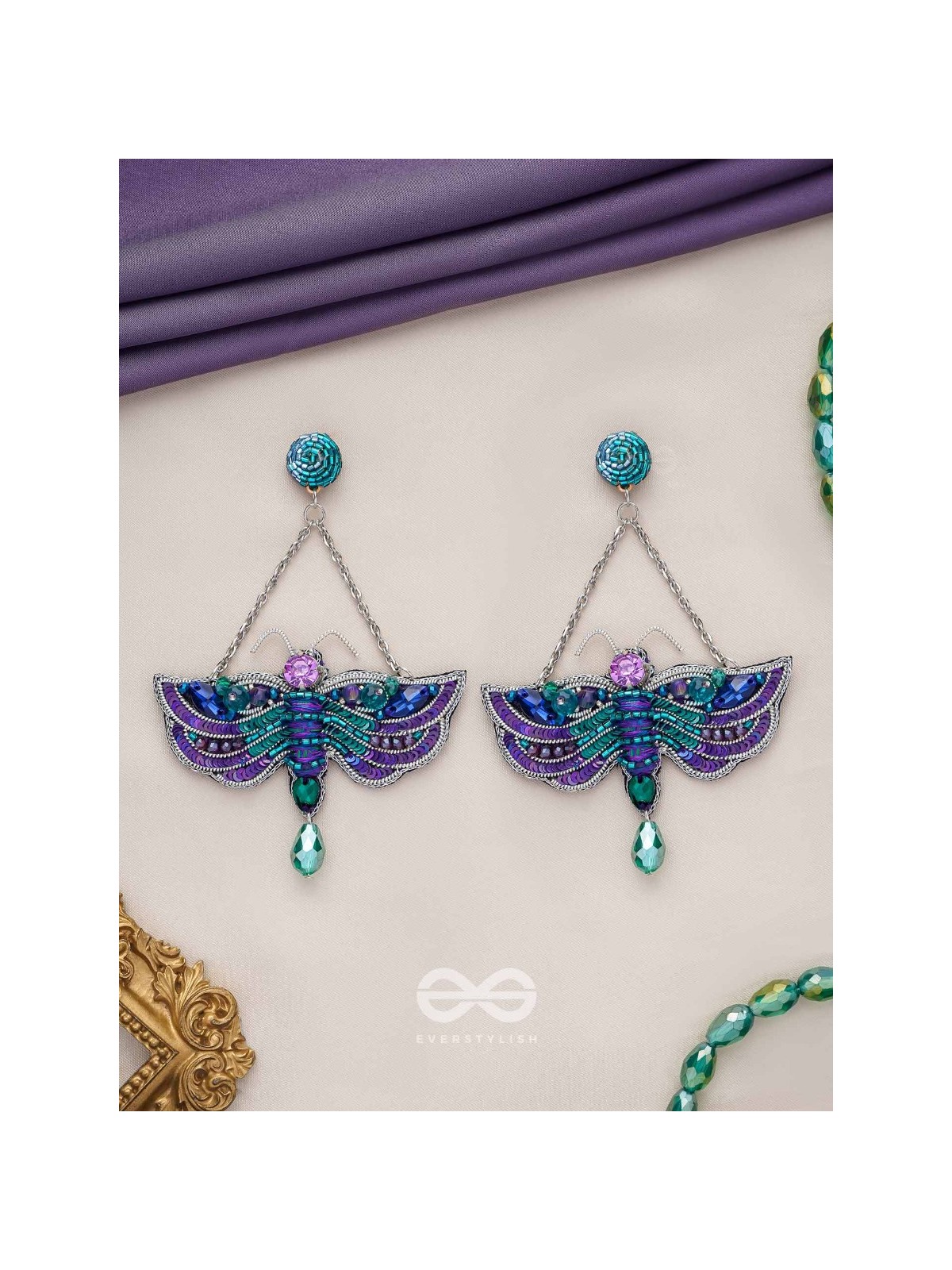 MAINAKA - THE MAGNIFICENT WINGS - SEQUINS, STONES AND BEADS EMBROIDERED EARRINGS