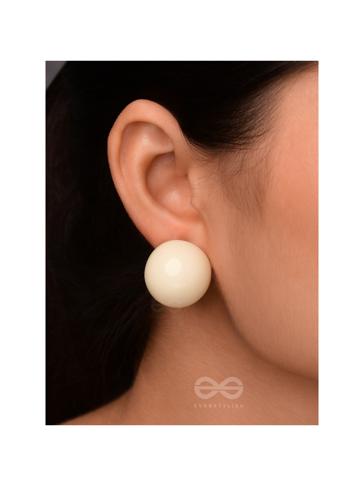 HOPPIN' HAPPINESS - WHITE STATEMENT STUD EARRINGS
