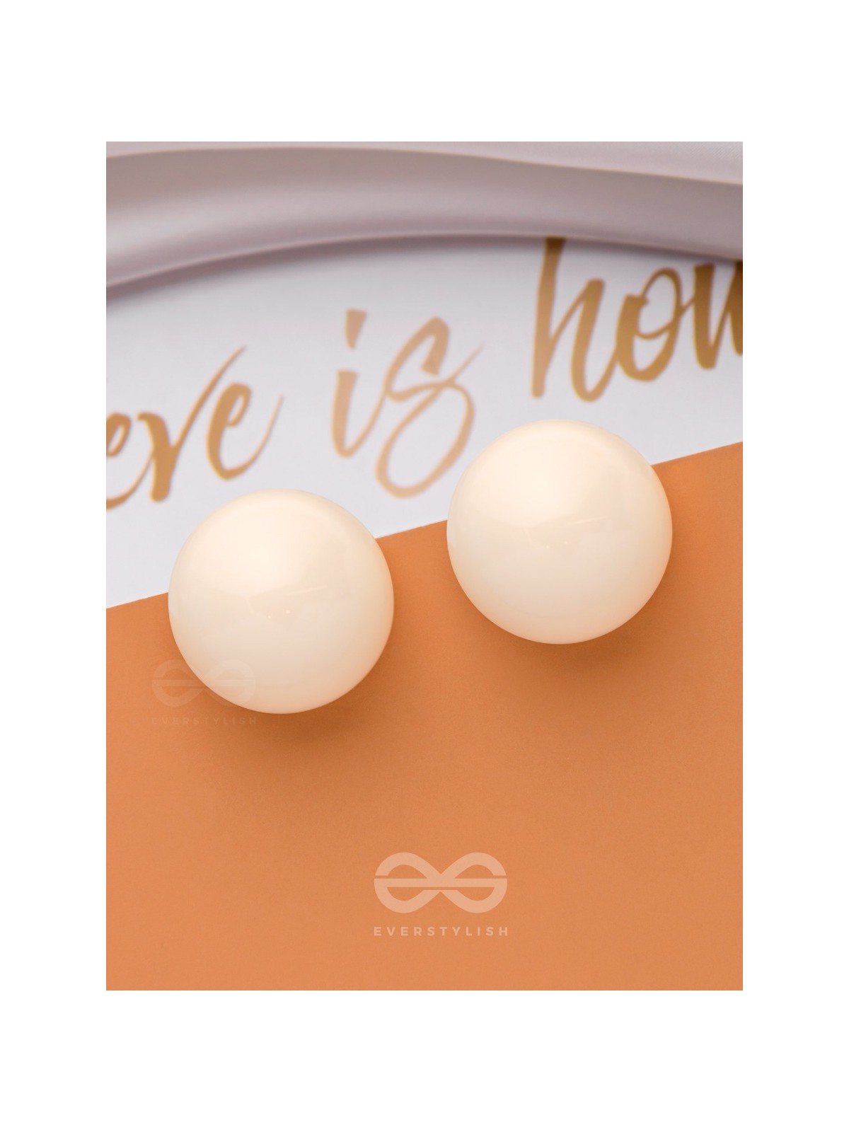HOPPIN' HAPPINESS - WHITE STATEMENT STUD EARRINGS