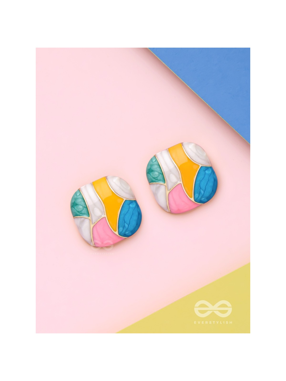 CUBIST CANDY - GOLDEN EMBELLISHED STUD EARRINGS