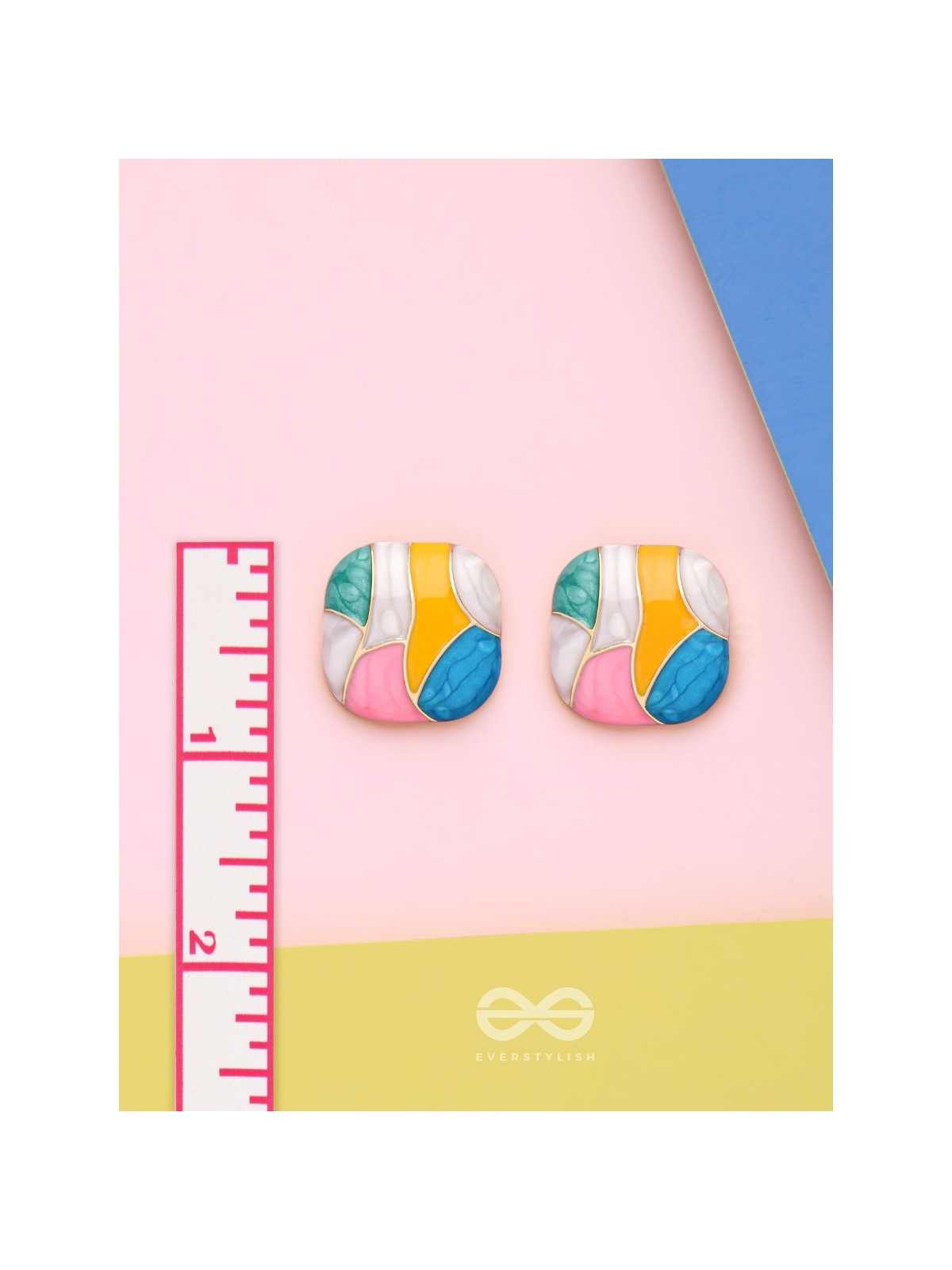 CUBIST CANDY - GOLDEN EMBELLISHED STUD EARRINGS