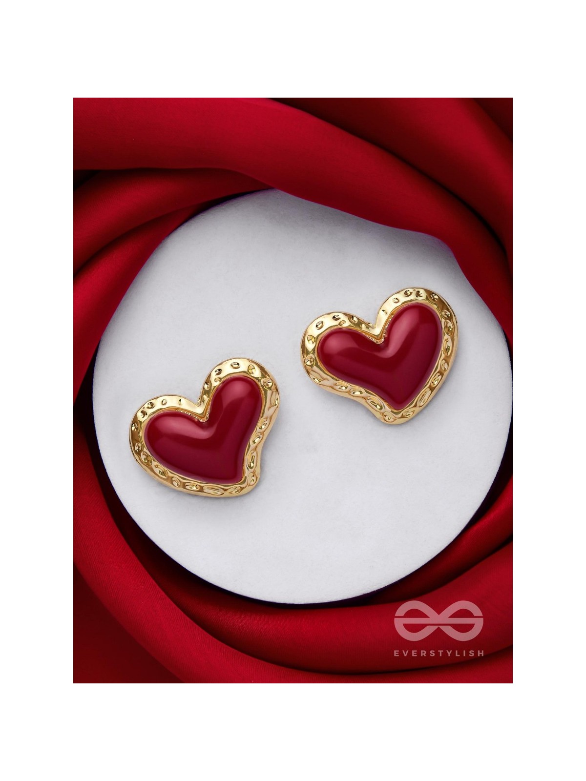BEATS OF BEAUTY - GOLDEN EMBELLISHED EARRINGS (RED)