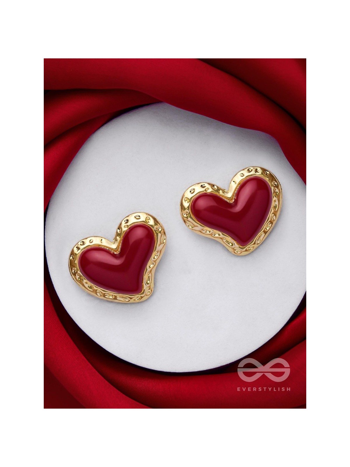 BEATS OF BEAUTY - GOLDEN EMBELLISHED EARRINGS (RED)