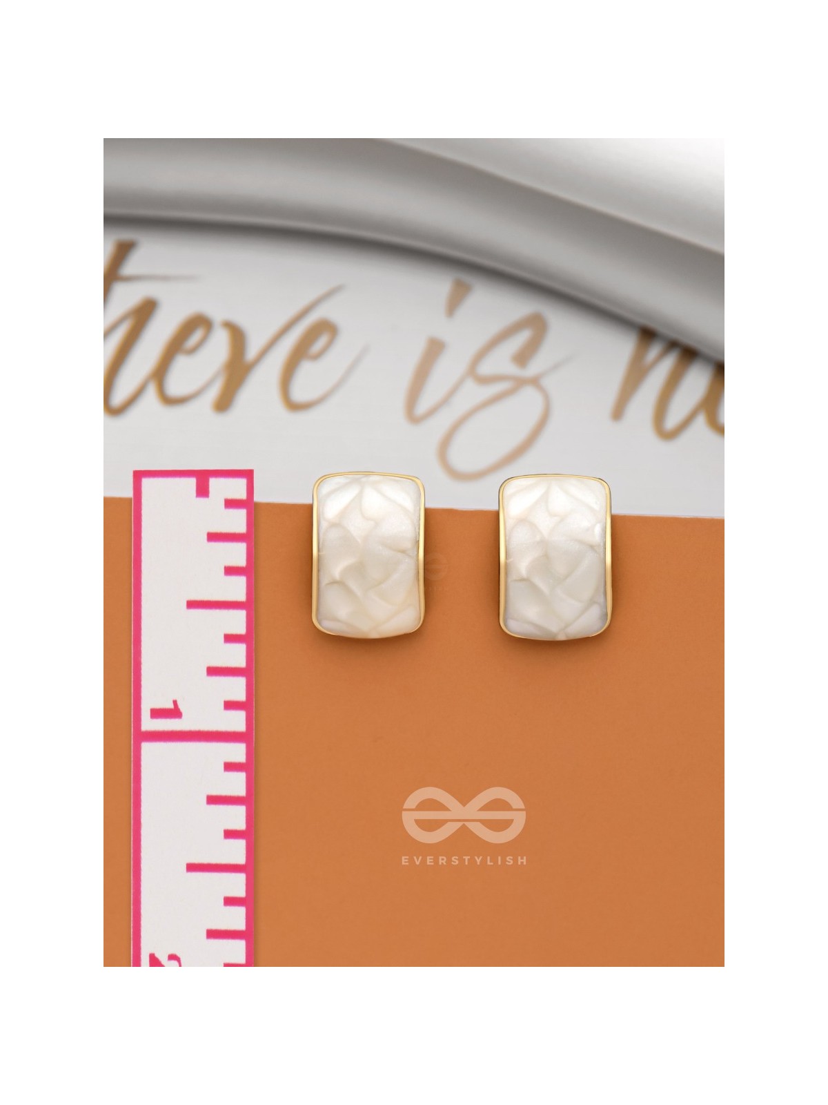 THE CLASSIC RADIANCE  - GOLDEN ENAMELLED STUD EARRINGS (WHITE)
