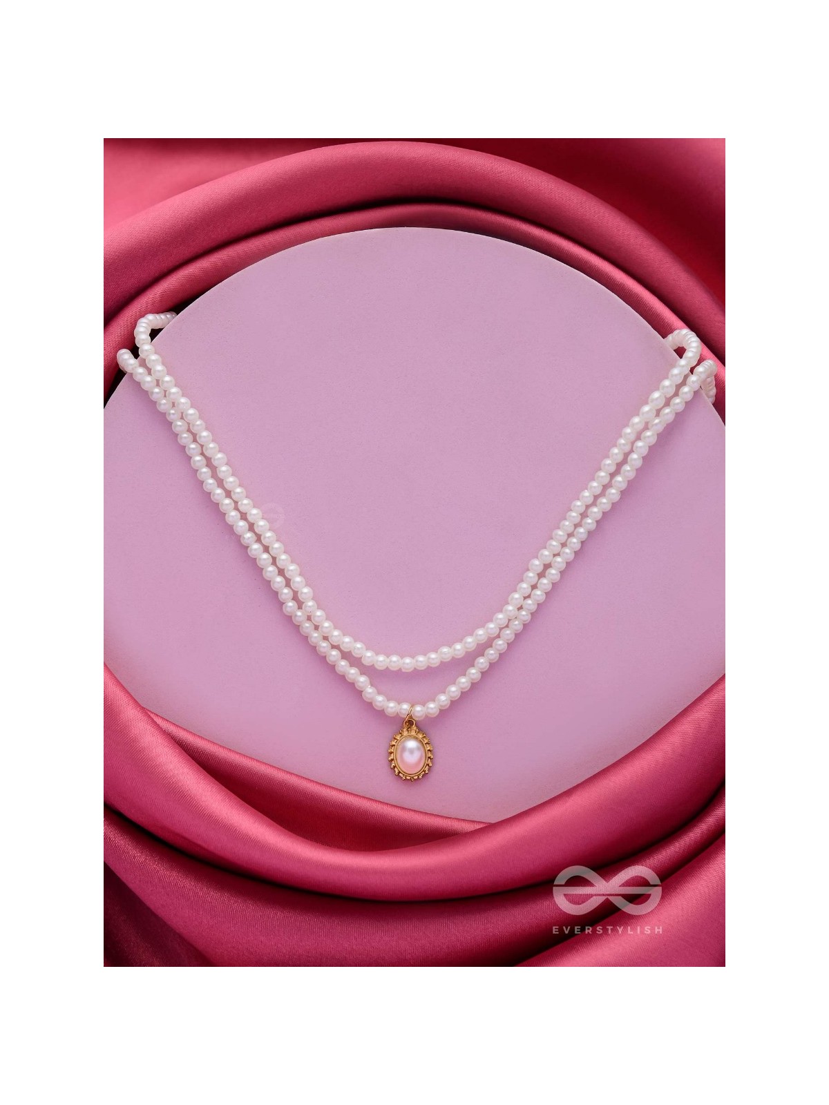 MERMAID'S TREASURES - MULTILAYERED PEARL NECKPIECE