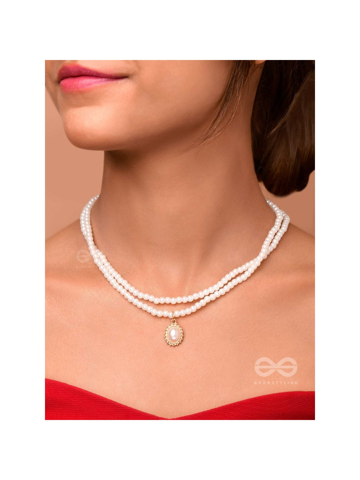 MERMAID'S TREASURES - MULTILAYERED PEARL NECKPIECE