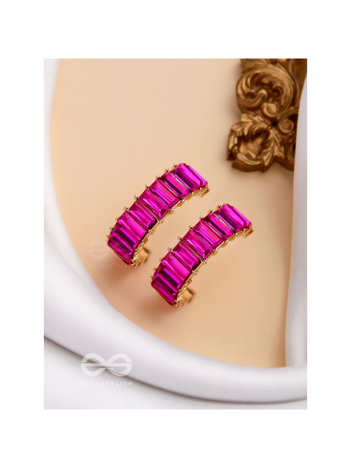 CRYSTAL GALAXIES - GOLDEN EMBELLISHED EARRINGS (MAGENTA)