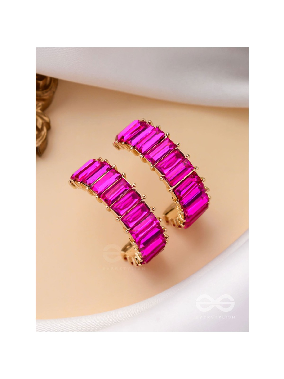 CRYSTAL GALAXIES - GOLDEN EMBELLISHED EARRINGS (MAGENTA)