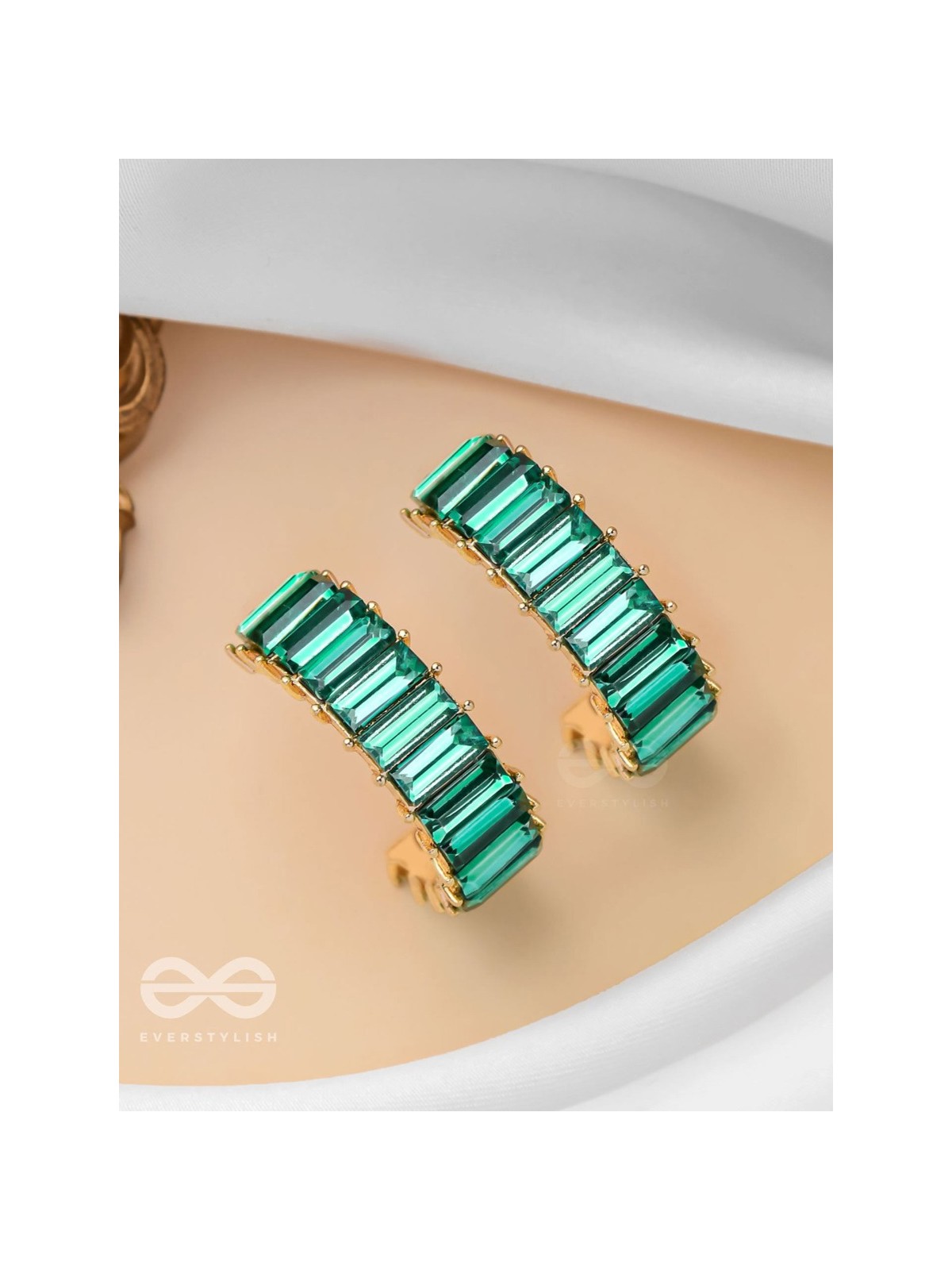 CRYSTAL GALAXIES - GOLDEN EMBELLISHED EARRINGS (GREEN)