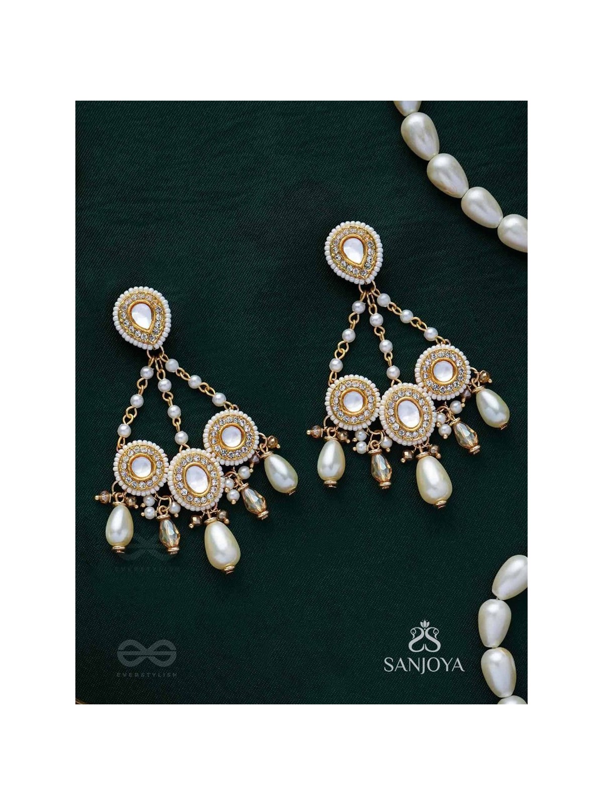 Avadata - Dazzling Giltz N Glamour - Golden Embellished Polki And Kundan Earrings