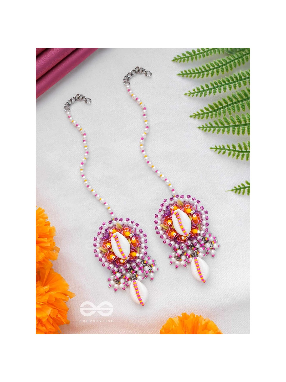SAMBAVIKA - THE SHELL ENCHANTMENTS - BEADS AND SHELLS EMBROIDERED EARRINGS 