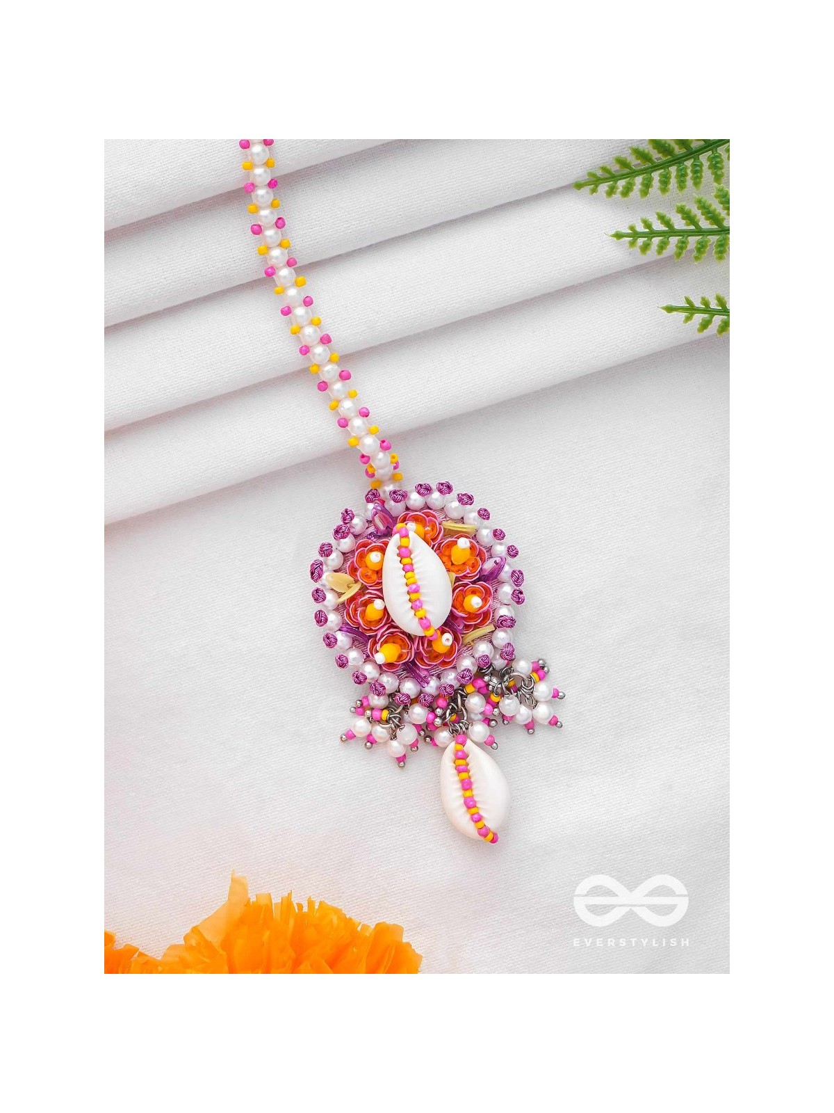 KAAKINI - A SHELL'S TREASURES - SHELL AND BEADS EMBROIDERED MAANGTIKA