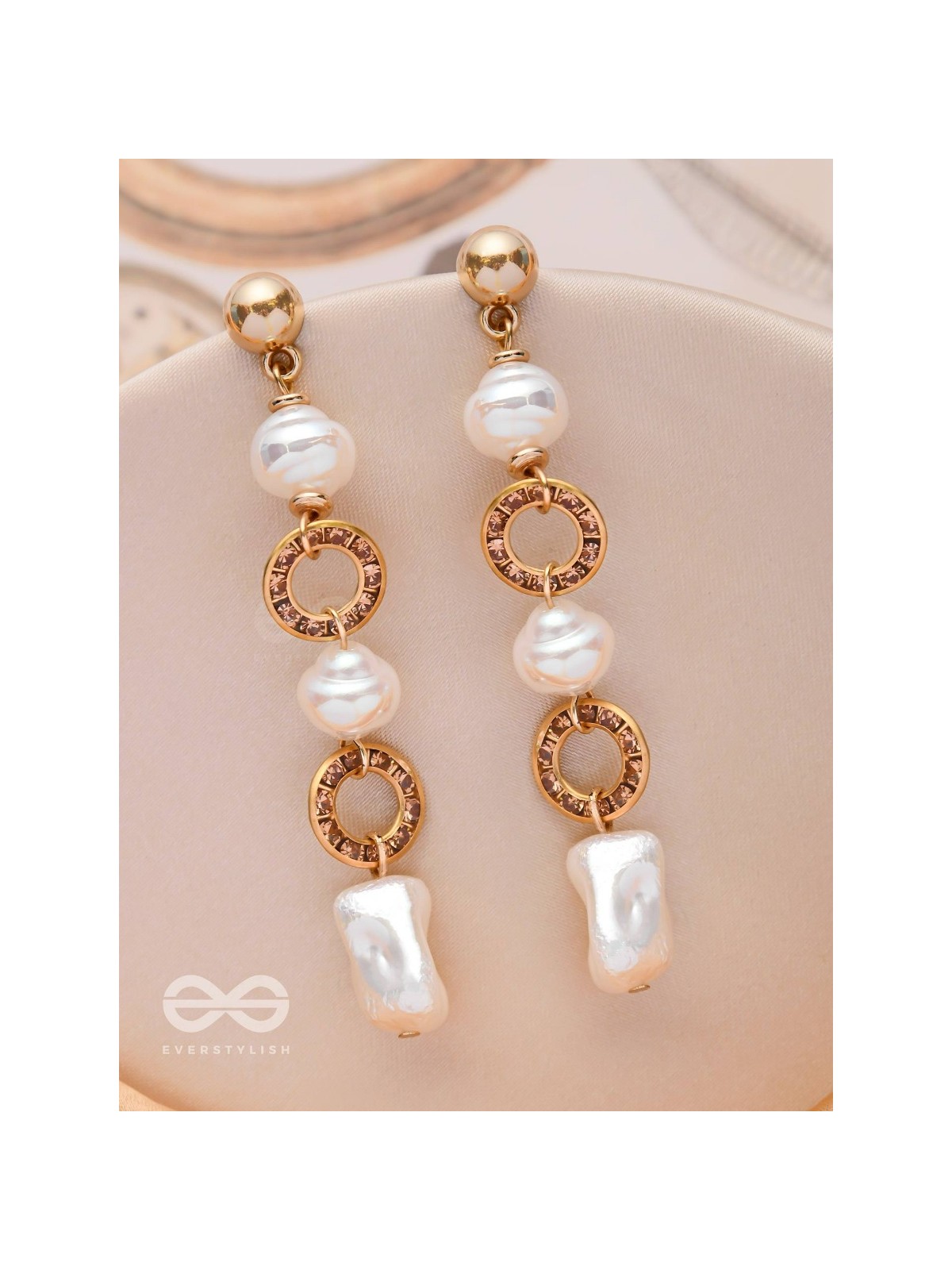 CHAMPAGNE WHISPERS - GOLDEN EMBELLISHED EARRINGS