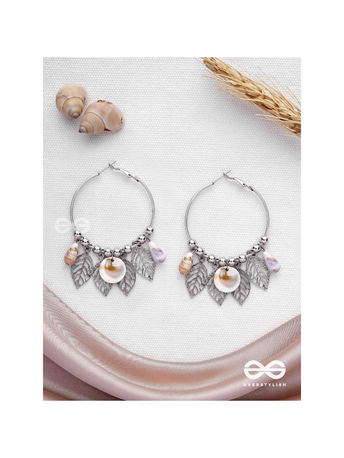 THE LEAFLET FANTASY - SILVER STATEMENT EARRINGS