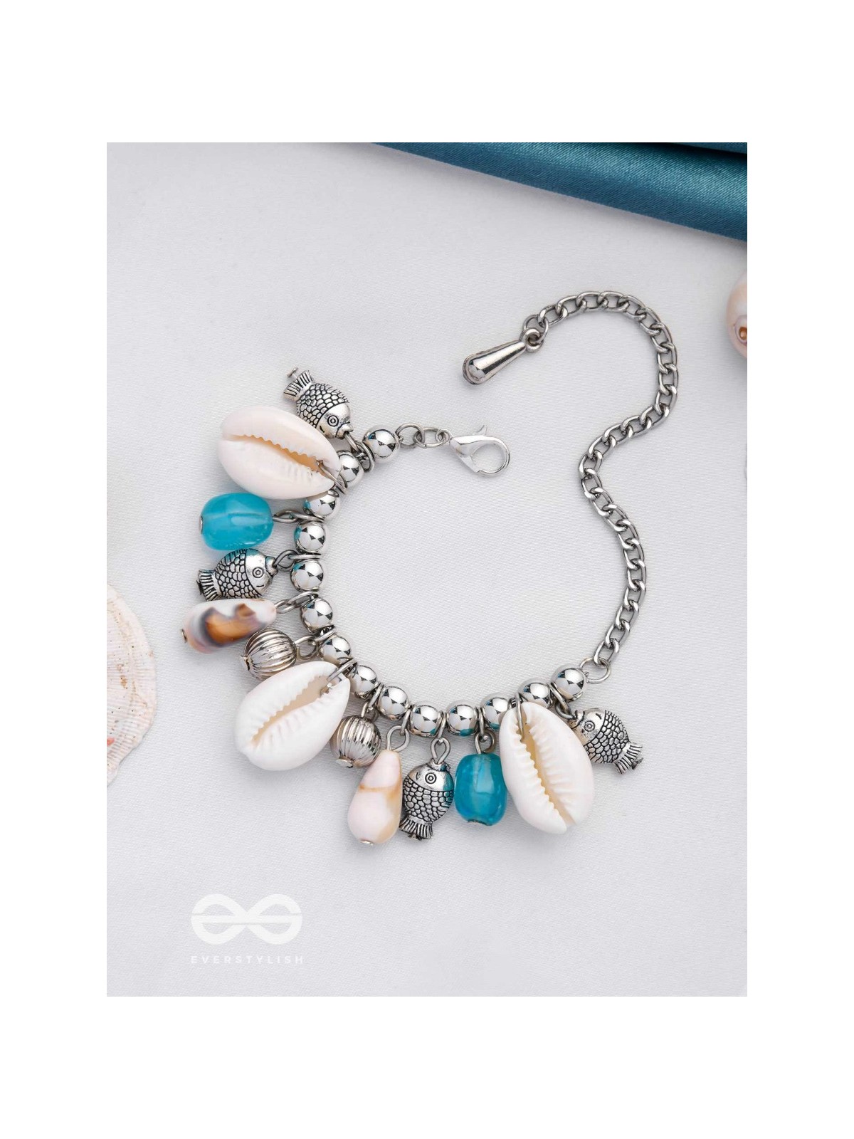 SEA'S TEMPTATIONS - OXIDISED EMBELLISHED BRACELET