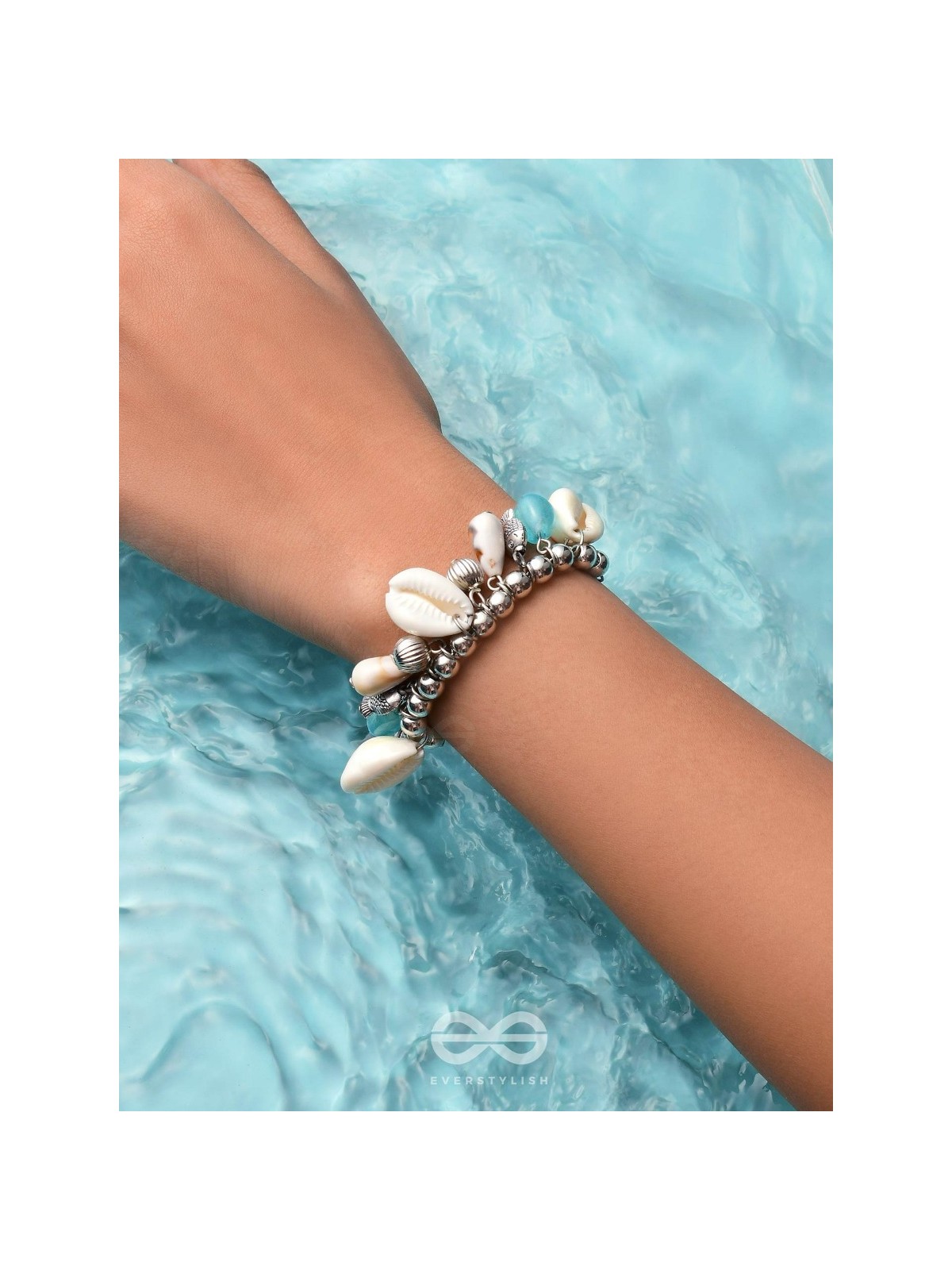 SEA'S TEMPTATIONS - OXIDISED EMBELLISHED BRACELET